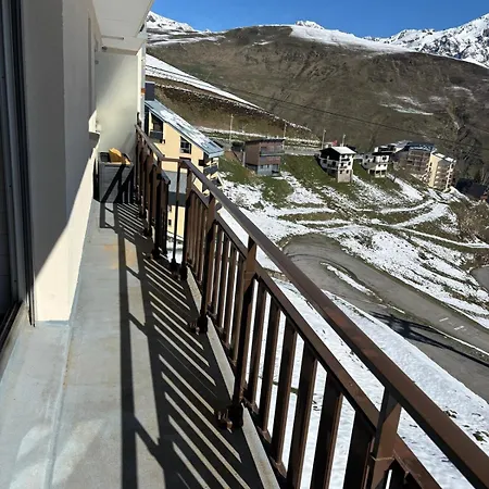 6 Places Montreal I Pla D'adet Апартаменты *