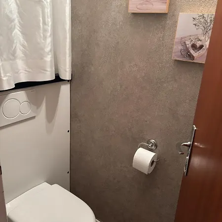 6 Places Montreal I Pla D'adet