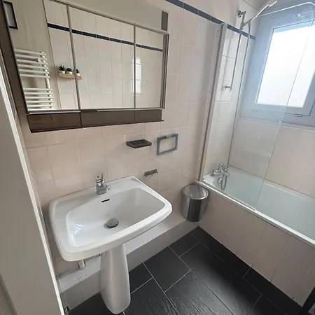 6 Places Montreal I Pla D'adet Apartament *