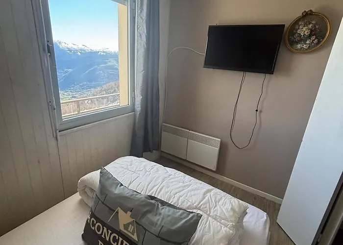 6 Places Montreal I Pla D'adet