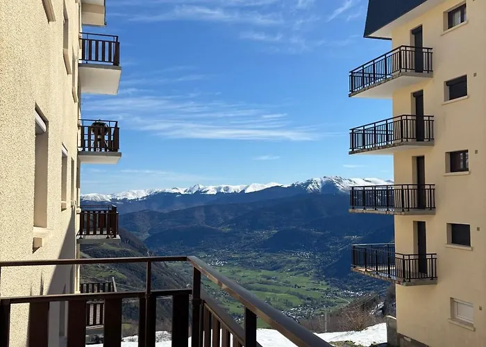 6 Places Montreal I Pla D'adet * Сен-Лари-Сулан