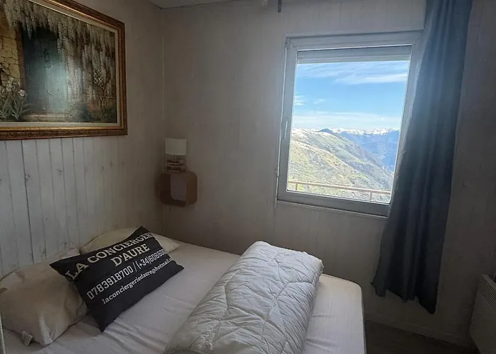 6 Places Montreal I Pla D'adet